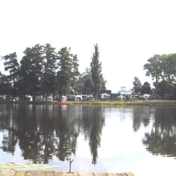 campingplatz-jest-amsterdam-szamocin-vpljx
