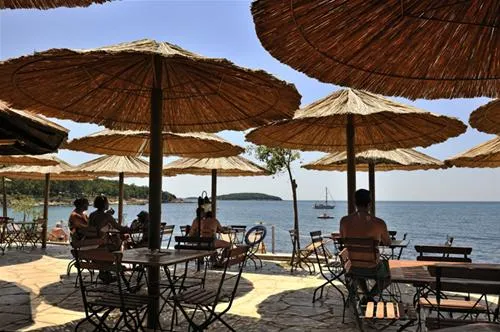 camping-bijela-uvala-porec-povce
