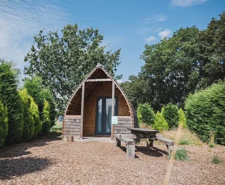 long-acres-caravan-camping-park-lingfield-9u4bp