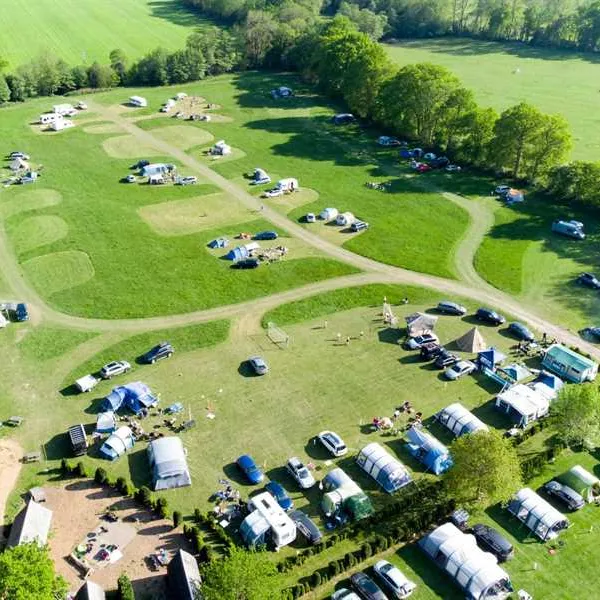 long-acres-caravan-camping-park-lingfield-xtnht