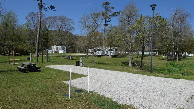 waters-edge-rv-park-newport-bfmnp