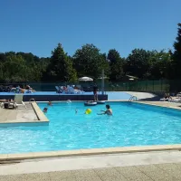 castel-les-gorges-du-chambon-eymouthiers-5zlds
