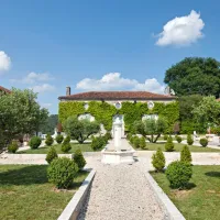 castel-les-gorges-du-chambon-eymouthiers-fsbsz