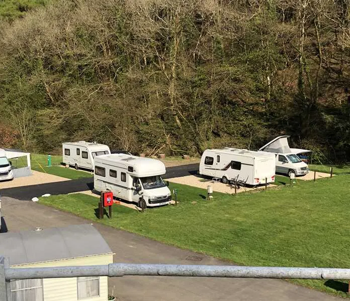 camping-sunny-lyn-devon-vtc4p