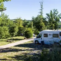 flower-camping-domaine-de-la-faurie-seniergues-heeu7