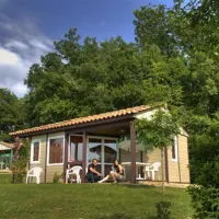 flower-camping-domaine-de-la-faurie-seniergues-ptjoo