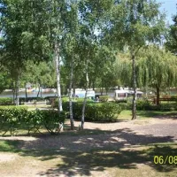 camping-municipal-robinson-la-guerche-sur-l-aubois-gfzct
