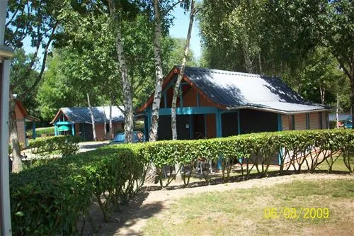 camping-municipal-robinson-la-guerche-sur-l-aubois-xkjqz