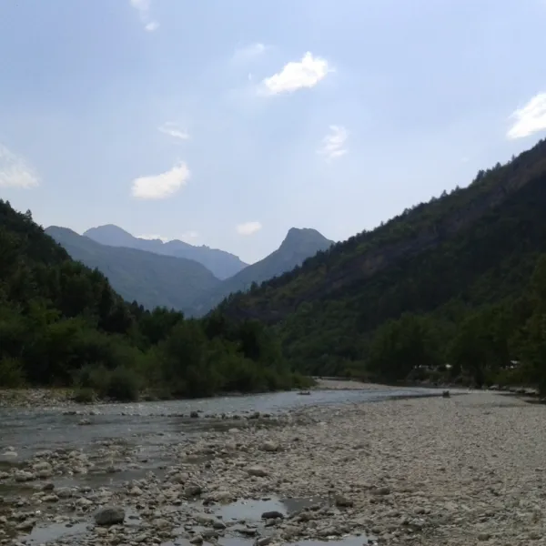 camping-les-acacias-drme-brx4i