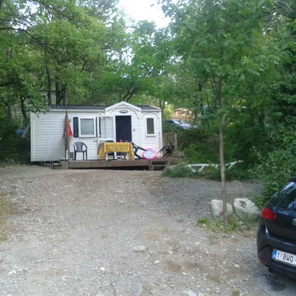 camping-les-acacias-drme-wzban