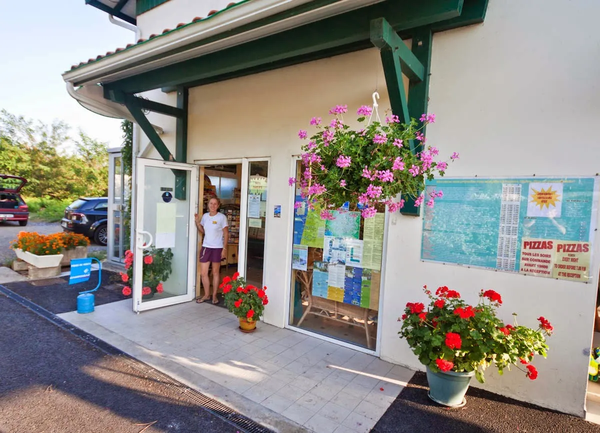 camping-calede-parentis-en-born-qltwb