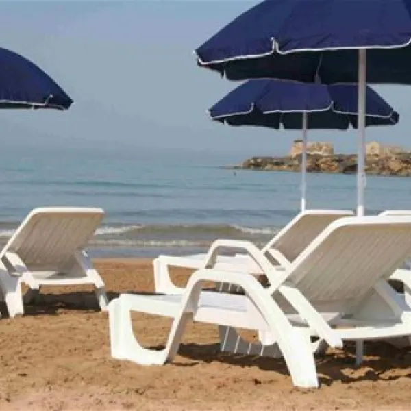 camping-luminoso-punta-braccetto-ehz94