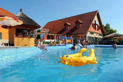 wellness-park-camping-gyenesdis-kdqws