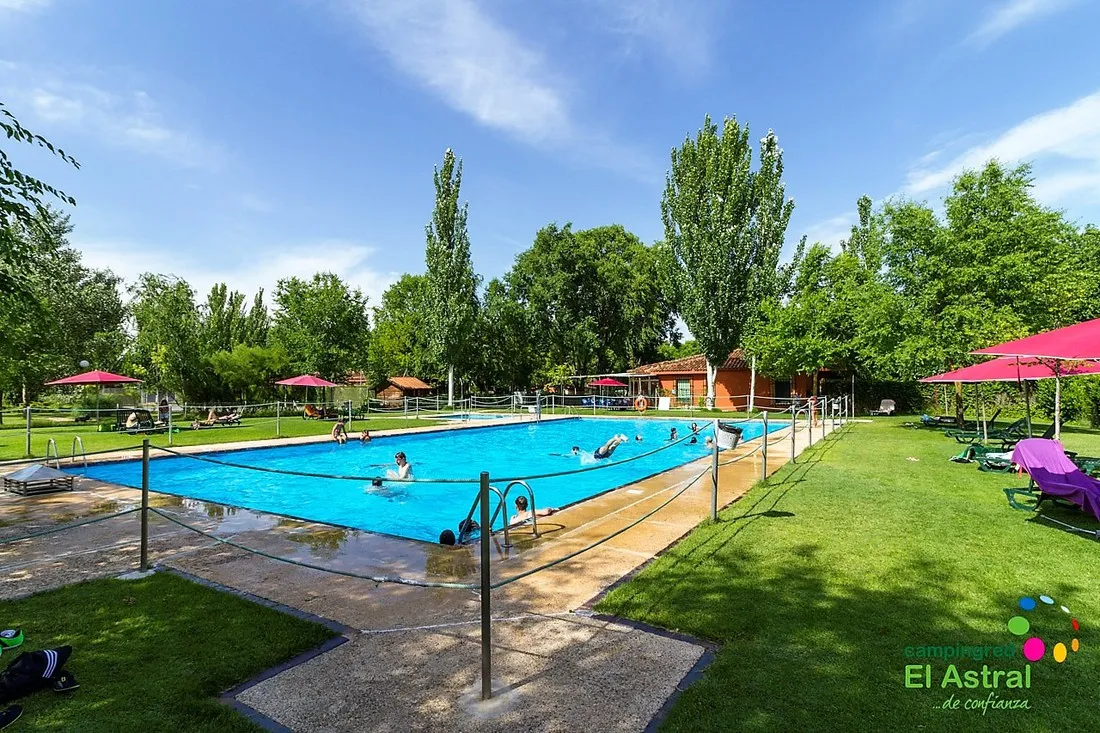 camping-el-astral-valladolid-ssyax