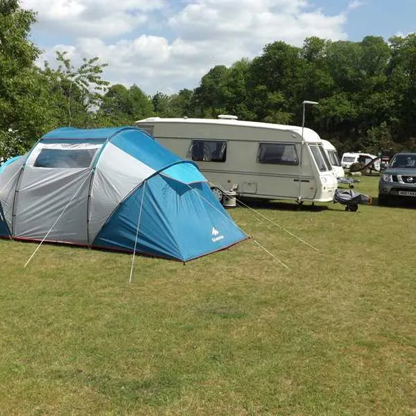 gate-house-wood-touring-park-sevenoaks-tgv3y