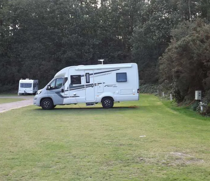 gate-house-wood-touring-park-sevenoaks-udhel