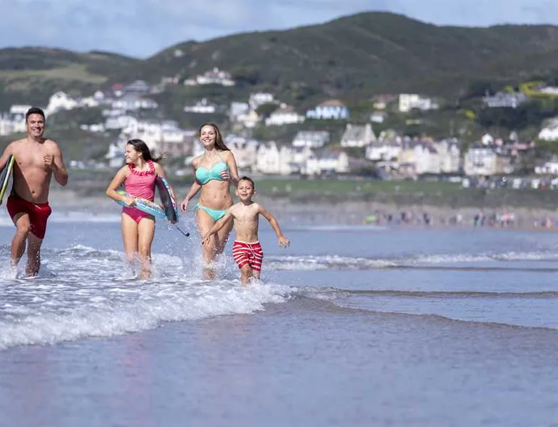 easewell-farm-holiday-parc-golf-club-woolacombe-lyuzk