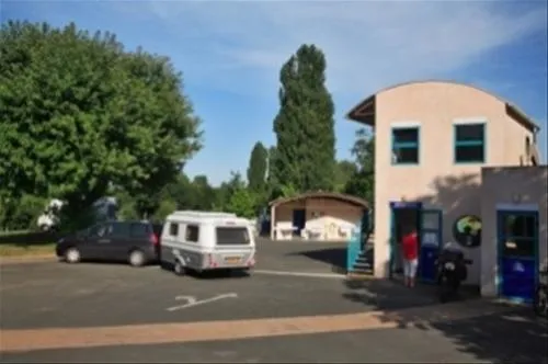 camping-de-tournus-tournus-ygqn7
