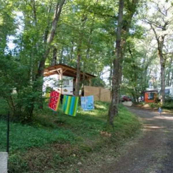 camping-la-graousse-villeneuve-du-latou-zv6zz
