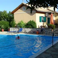 camping-kariotos-beach-kariotus-qnwco