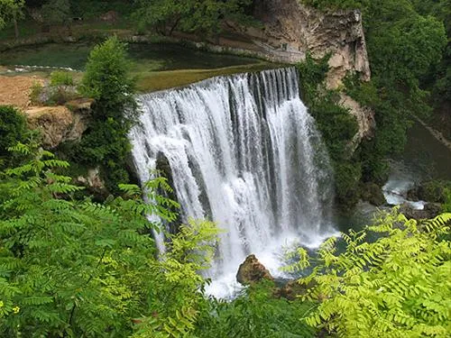 camping-plivsko-jezero-jajce-ibz0g