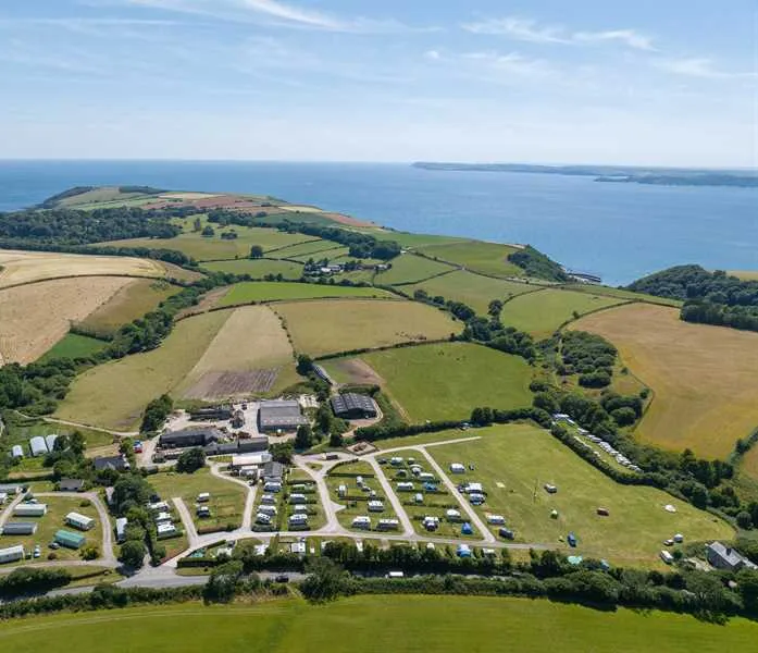 penhale-caravan-and-camping-park-fowey-vtq94