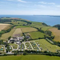 penhale-caravan-and-camping-park-fowey-vtq94