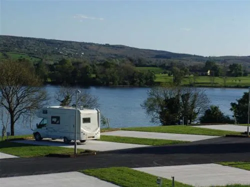 rushin-house-caravan-park-belcoo-cb8jz