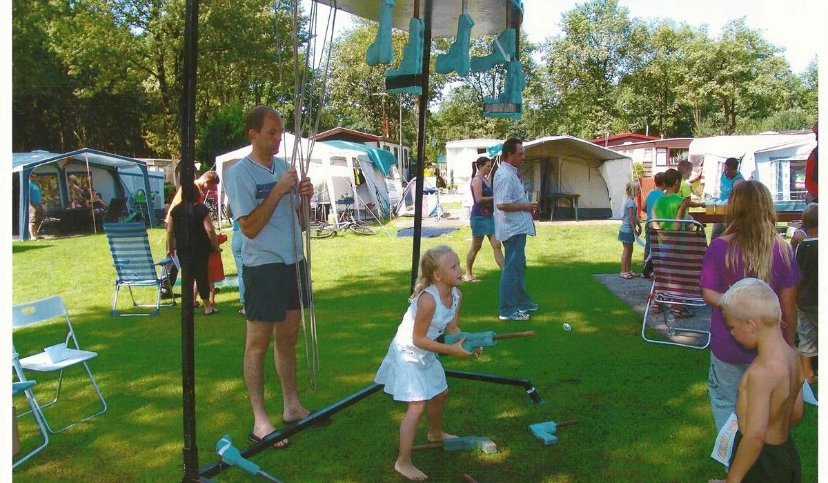 camping-de-eikenhof-hollandscheveld-aeuzt