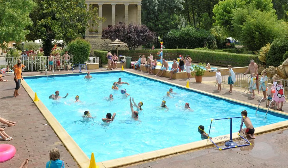 camping-rcn-le-moulin-de-la-pique-belvs-wslay