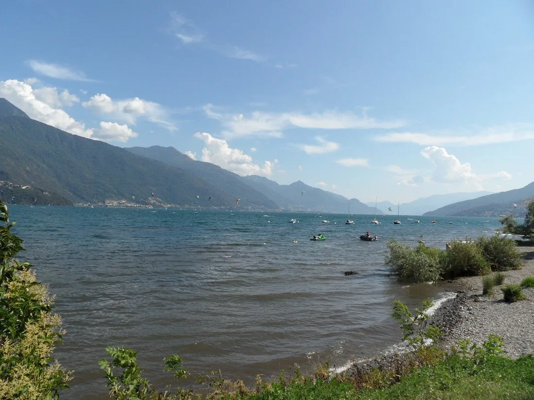 camping-magic-lake-dongo-k4vay