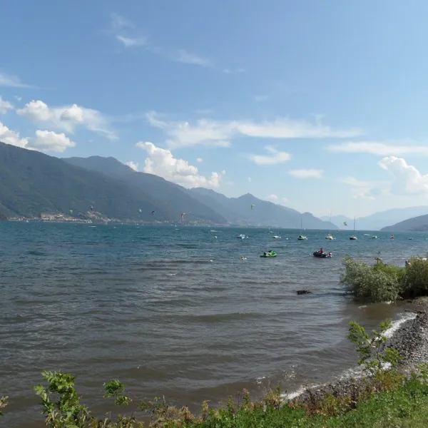 camping-magic-lake-dongo-k4vay