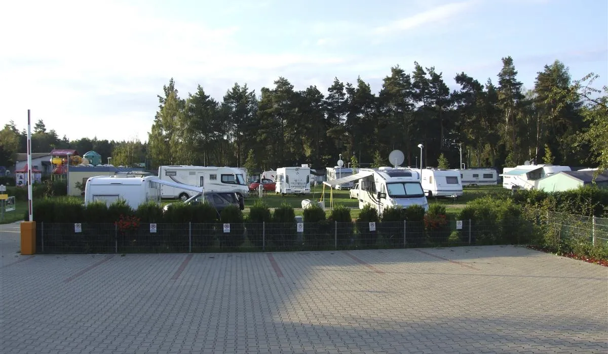 camping-praha-klanovice-prague-praag-prag-praha-9-klnovice-xvttx
