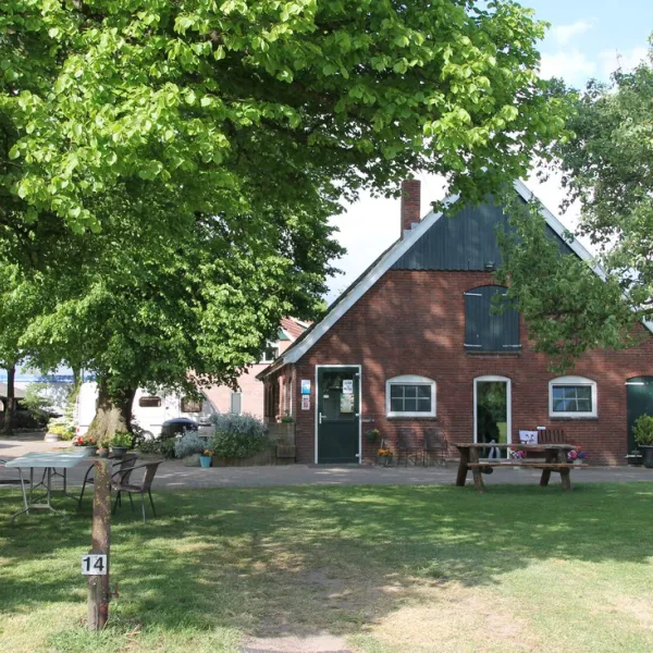 minicamping-het-brook-denekamp-lh484
