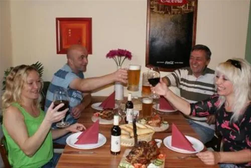 camping-sokol-troja-praha-7-ogxkh