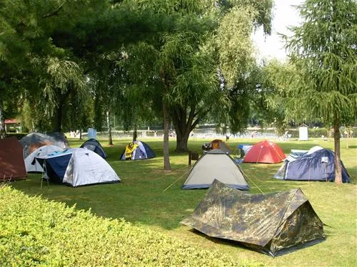 campingplatz-waldbad-oberau-niederau-bei-meissen-aakio