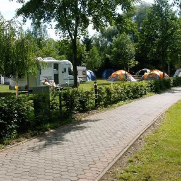 campingplatz-waldbad-oberau-niederau-bei-meissen-ccvm8