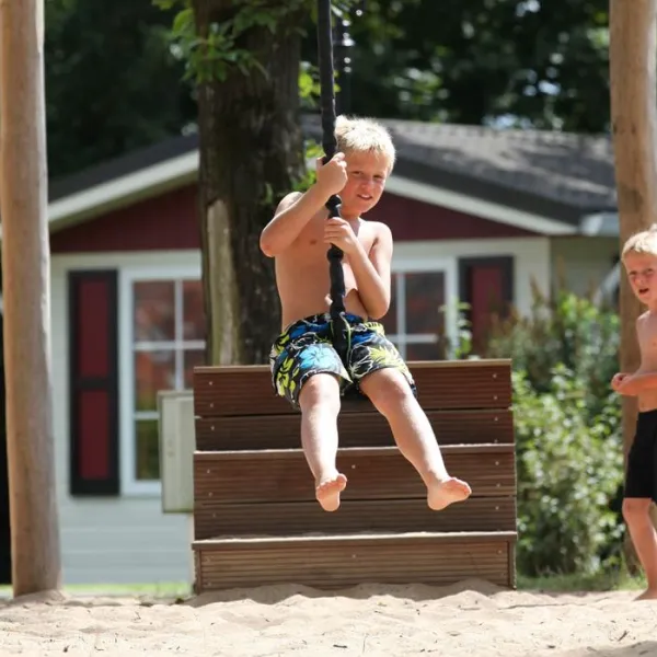 vakantiepark-de-twee-bruggen-winterswijk-eh5bb