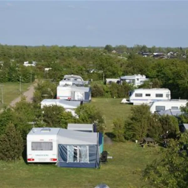 skaven-strand-camping-tarm-yp7po