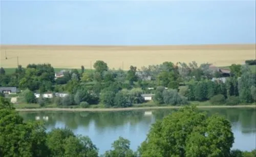 camping-de-bairon-le-chesne-qicvc