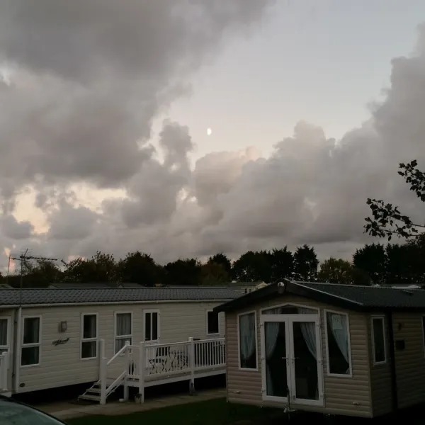 skirlington-leisure-park-driffield-car9s