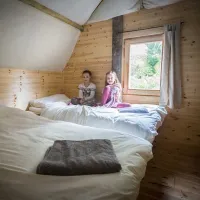 riverside-camping-caernarfon-bhikd