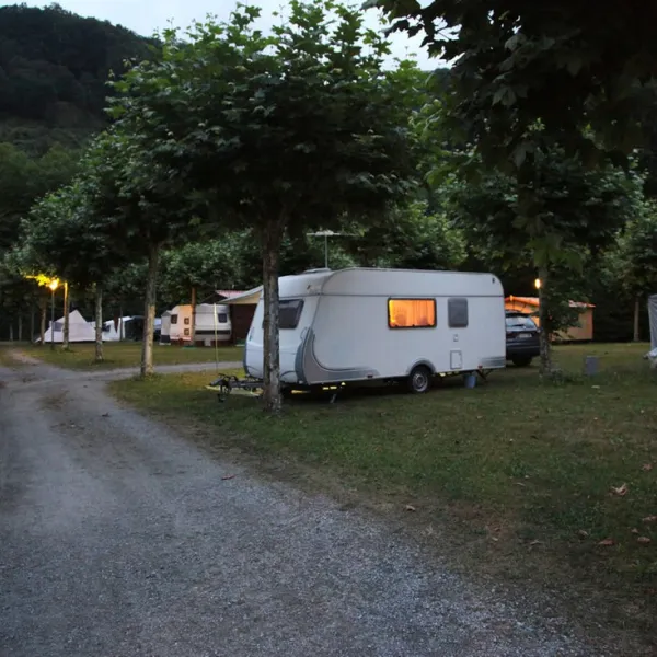 camping-iskibi-goizueta-ry65h
