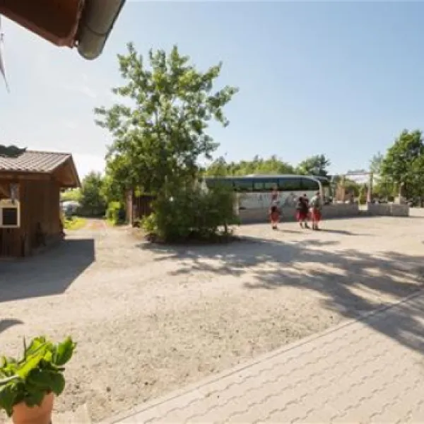 pullmancamping-eging-am-see-roqrm