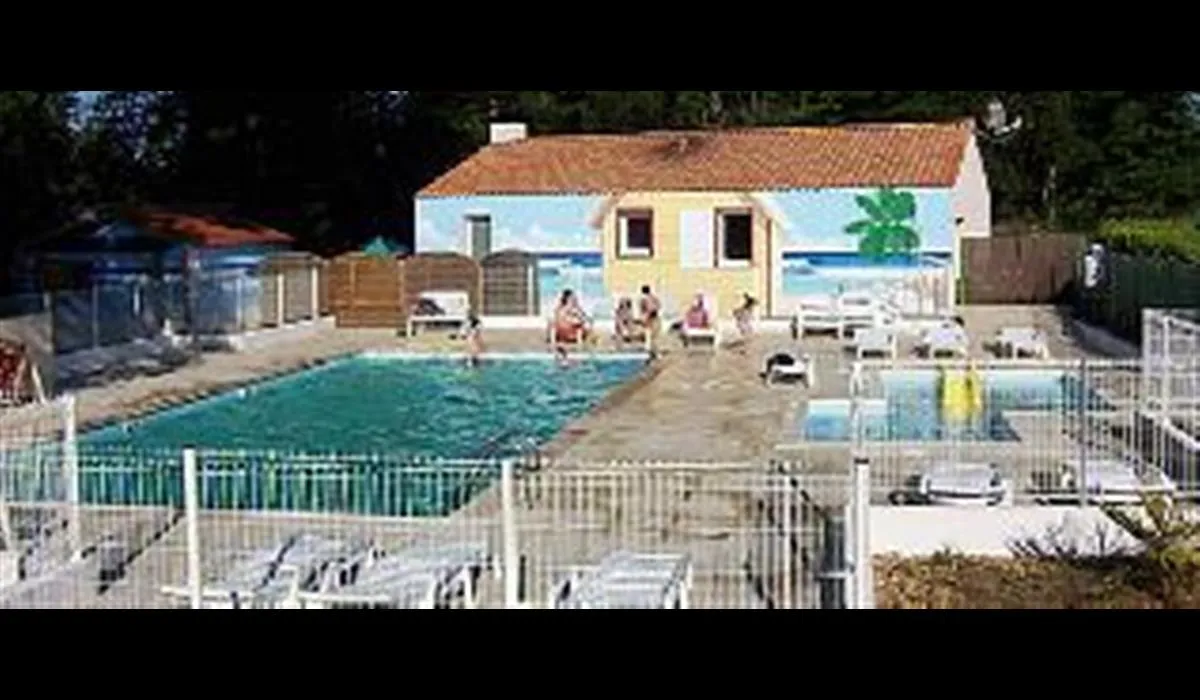 camping-le-pont-rouge-et-les-vignes-chipilly-eup1h