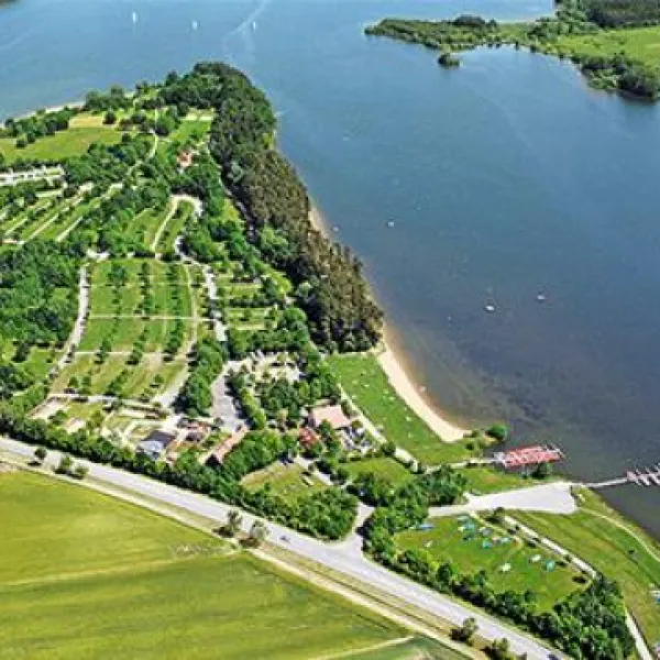 Reisemobilhafen auf der Badehalbinsel Absberg