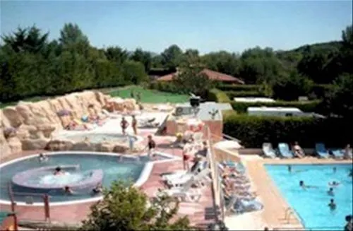 camping-le-clos-auroy-orcet-7sdpn