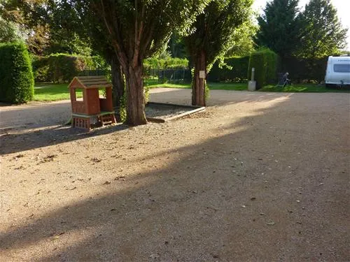 camping-le-clos-auroy-orcet-9tfhp