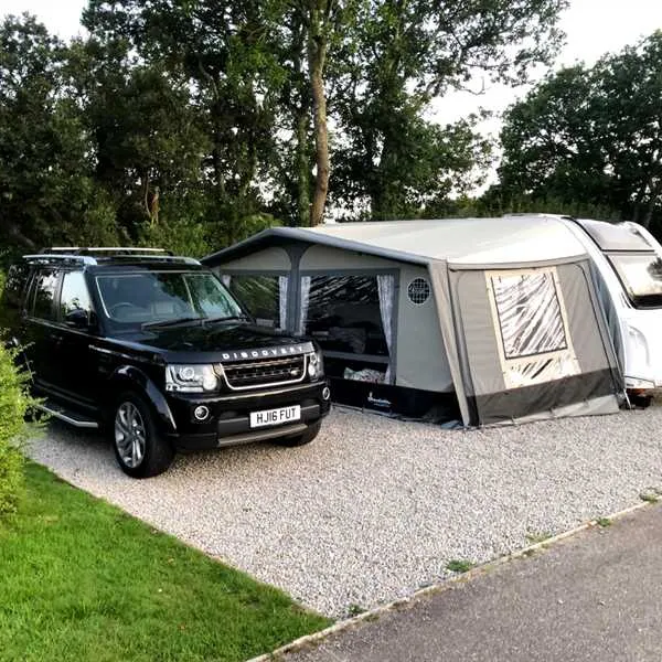 summer-valley-tour-park-truro-3070l