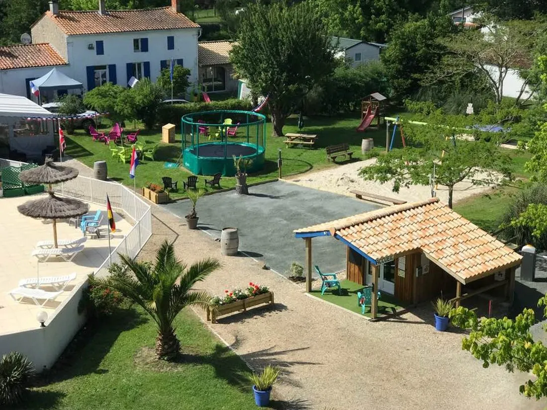 camping-la-chesnays-vendays-montalivet-0ec61